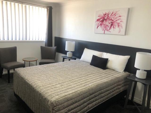South Tamworth Motor Inn Экстерьер фото