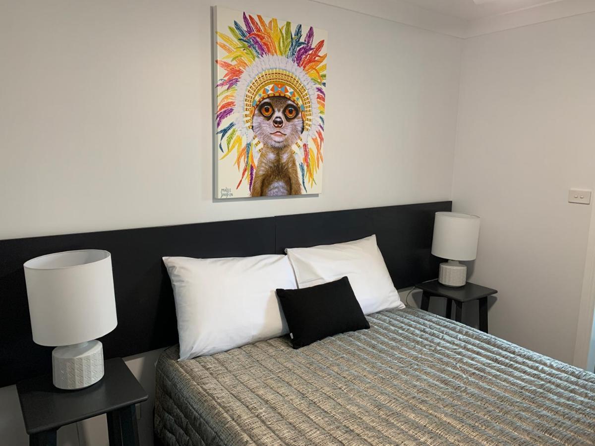 South Tamworth Motor Inn Экстерьер фото