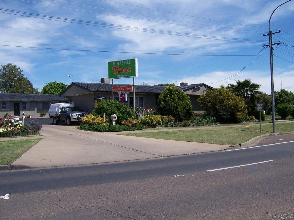 South Tamworth Motor Inn Экстерьер фото