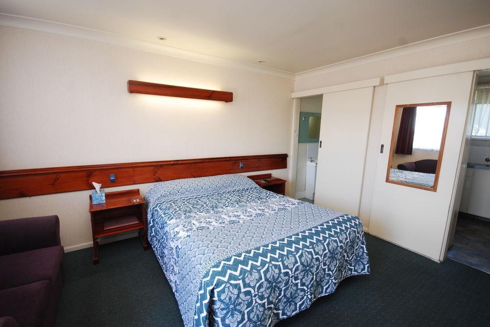 South Tamworth Motor Inn Экстерьер фото