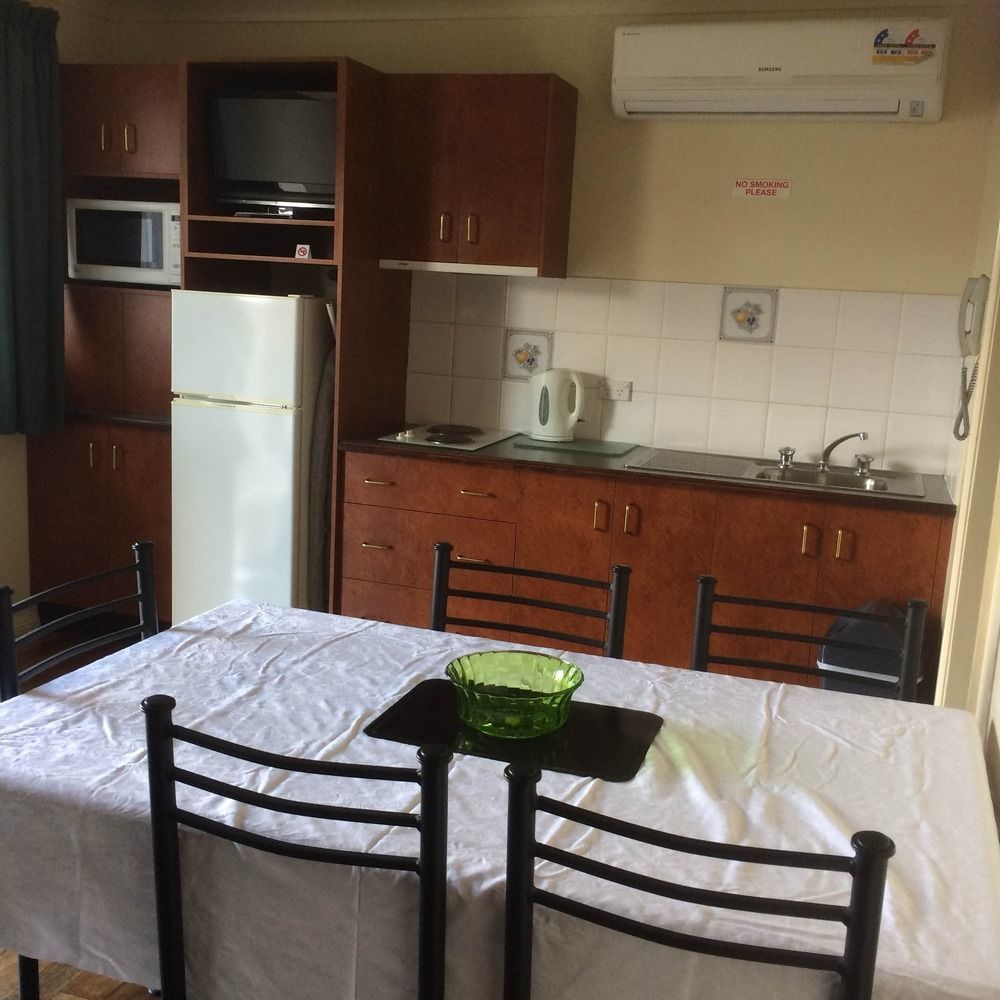 South Tamworth Motor Inn Экстерьер фото