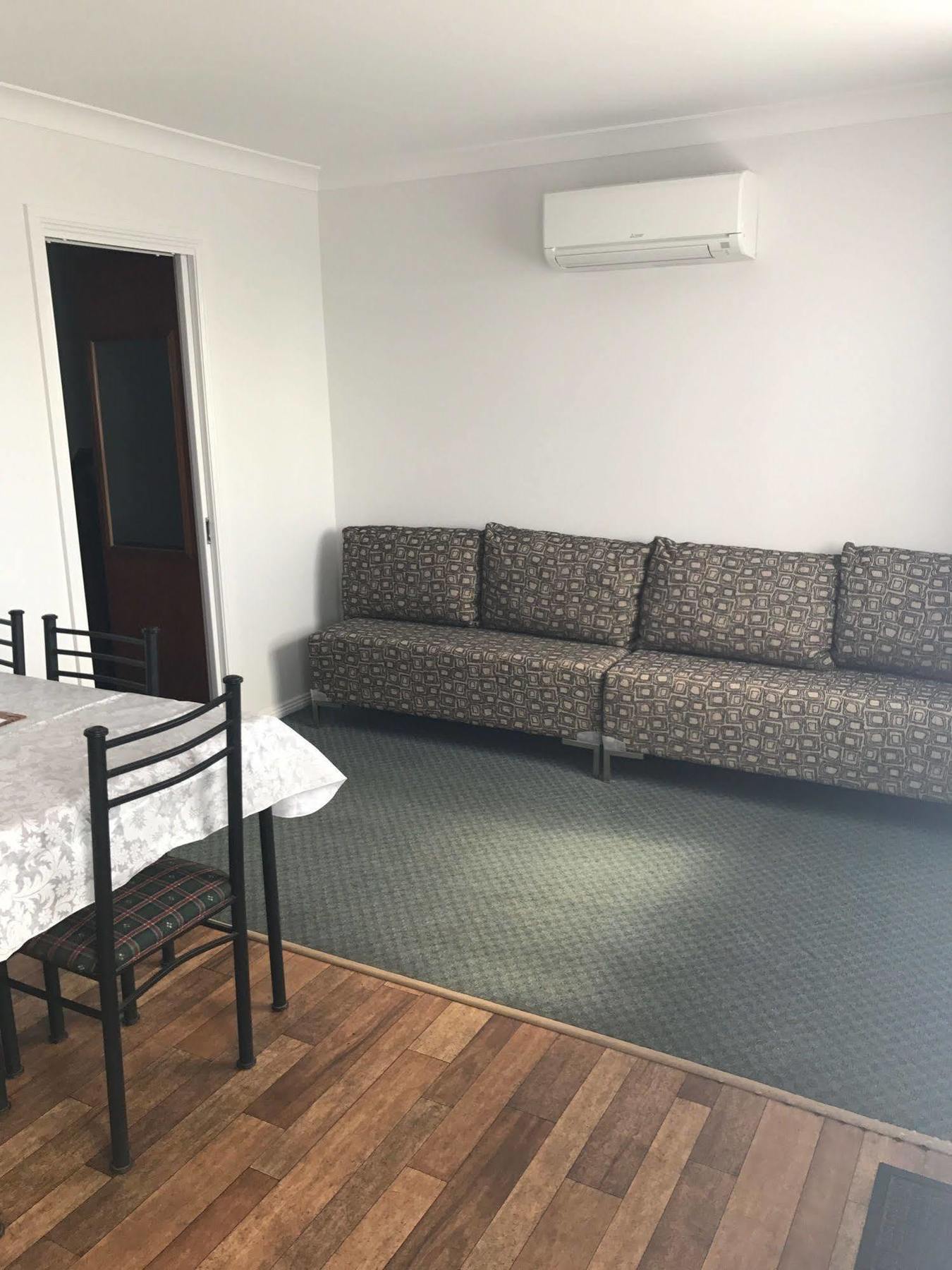 South Tamworth Motor Inn Экстерьер фото