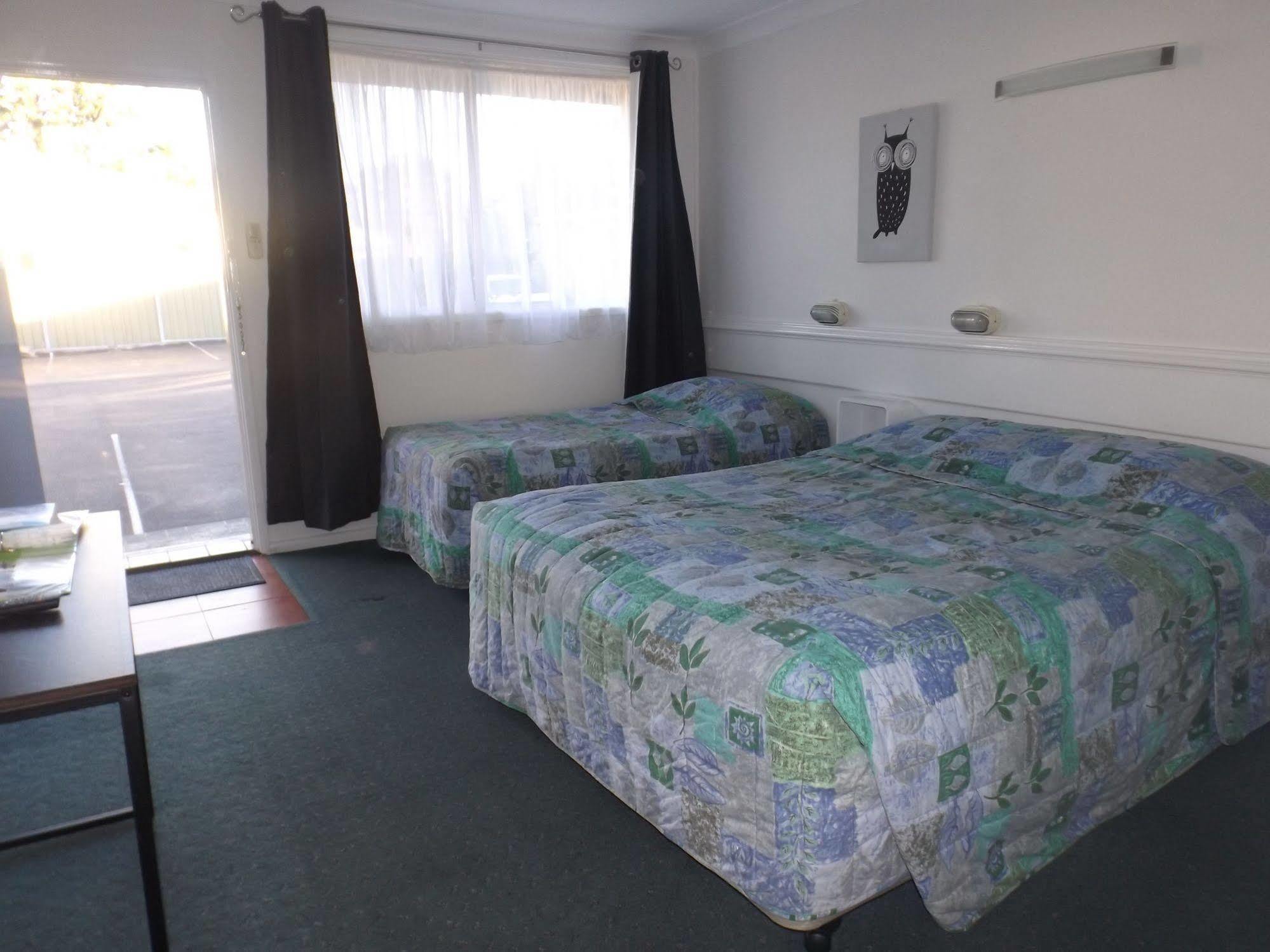 South Tamworth Motor Inn Экстерьер фото