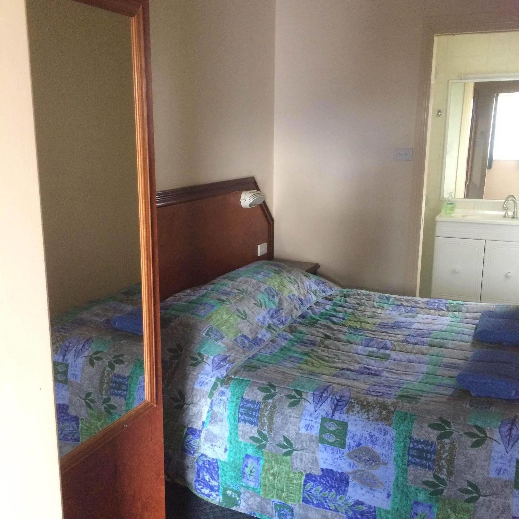 South Tamworth Motor Inn Экстерьер фото