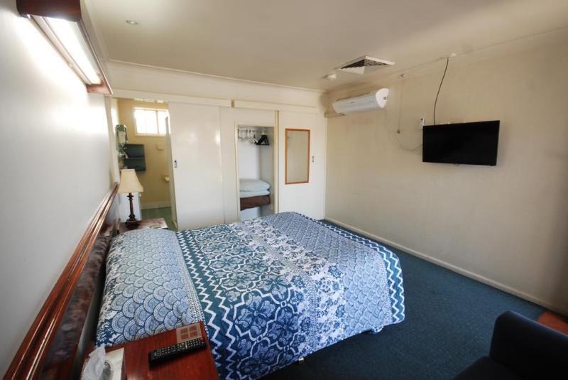 South Tamworth Motor Inn Экстерьер фото